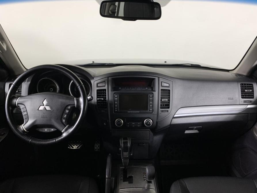 Mitsubishi Pajero IV Рестайлинг 1 Москва  - изображение 12