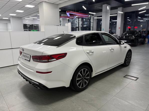 Kia Optima IV Рестайлинг с пробегом 2018 года, цена 1 948 000 рублей, 144440 км, седан, Автокод Объявления