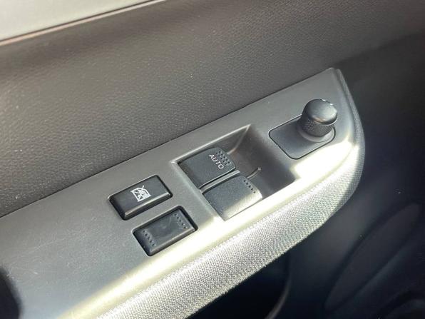 Suzuki Swift III с пробегом 2009 года, цена 649 000 рублей, 157843 км, хэтчбек, Автокод Объявления