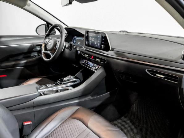 Hyundai Sonata VIII (DN8) с пробегом 2020 года, цена 2 400 000 рублей, 134739 км, седан, Автокод Объявления