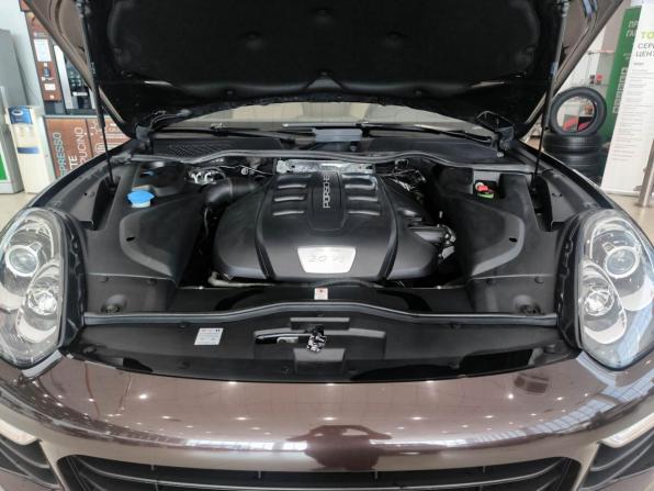 Porsche Cayenne II Рестайлинг (958) с пробегом 2014 года, цена 4 099 000 рублей, 94264 км, внедорожник, Автокод Объявления