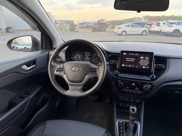 Hyundai Solaris II Рестайлинг с пробегом 2021 года, цена 1 445 000 рублей, 114000 км, седан, Автокод Объявления