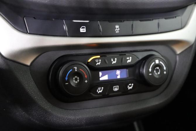 Lada (ВАЗ) Vesta I с пробегом 2019 года, цена 999 990 рублей, 175815 км, универсал, Автокод Объявления