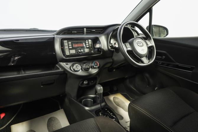 Toyota Vitz III (XP130) Рестайлинг 2 с пробегом 2019 года, цена 1 249 000 рублей, 44500 км, хэтчбек, Автокод Объявления