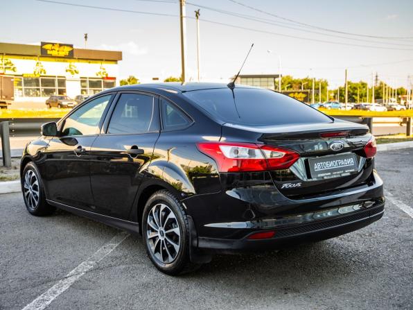 Ford Focus III с пробегом 2013 года, цена 698 000 рублей, 204279 км, седан, Автокод Объявления