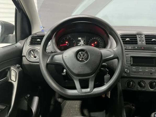 Volkswagen Polo V Рестайлинг с пробегом 2016 года, цена 985 000 рублей, 119105 км, седан, Автокод Объявления