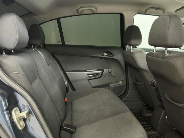Opel Astra H Рестайлинг с пробегом 2009 года, цена 550 000 рублей, 129027 км, седан, Автокод Объявления
