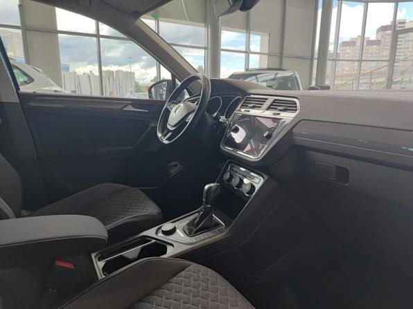 Volkswagen Tiguan II с пробегом 2018 года, цена 2 980 000 рублей, 66175 км, внедорожник, Автокод Объявления
