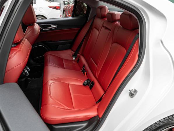 Alfa Romeo Giulia II (952) с пробегом 2019 года, цена 3 745 000 рублей, 55445 км, седан, Автокод Объявления