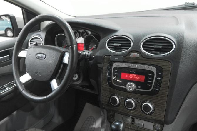 Ford Focus II Рестайлинг с пробегом 2008 года, цена 599 000 рублей, 185000 км, седан, Автокод Объявления