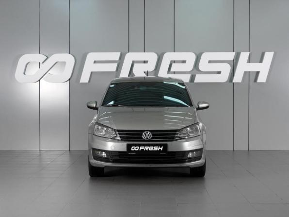 Volkswagen Polo V Рестайлинг с пробегом 2019 года, цена 1 679 000 рублей, 132855 км, седан, Автокод Объявления