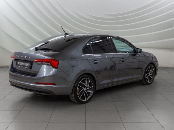 Skoda Rapid II с пробегом 2021 года, цена 1 598 000 рублей, 106000 км, лифтбек, Автокод Объявления