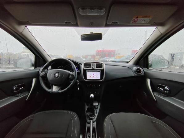 Renault Logan II с пробегом 2015 года, цена 695 000 рублей, 175215 км, седан, Автокод Объявления