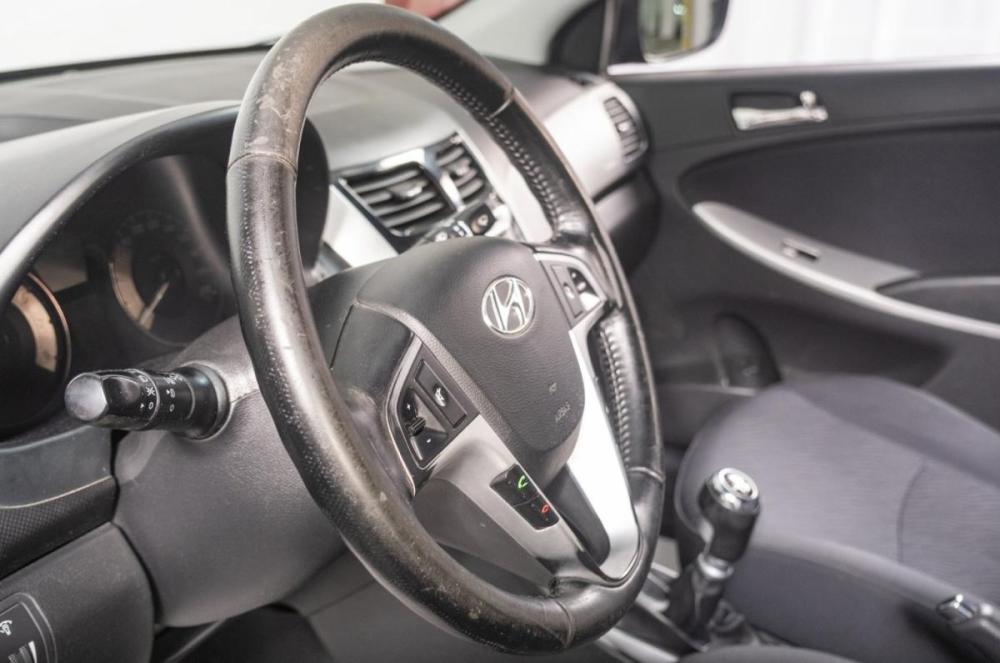 Hyundai Solaris I Томск  - изображение 13