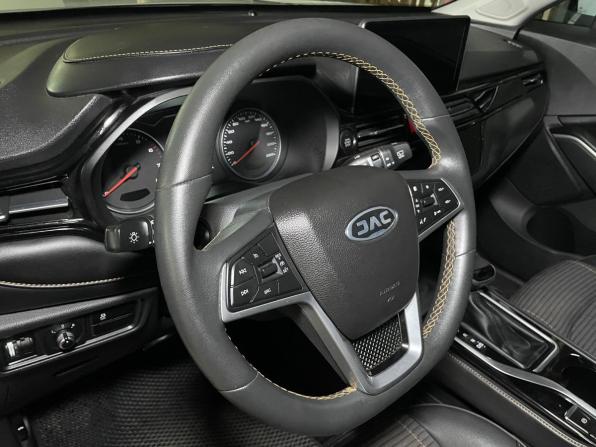 JAC JS4 с пробегом 2022 года, цена 1 299 000 рублей, 26818 км, внедорожник, Автокод Объявления