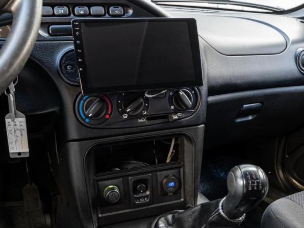 Chevrolet Niva I Рестайлинг с пробегом 2013 года, цена 640 000 рублей, 51532 км, внедорожник, Автокод Объявления