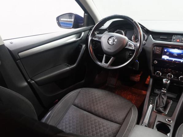 Skoda Octavia III (A7) Рестайлинг с пробегом 2017 года, цена 1 263 000 рублей, 338208 км, лифтбек, Автокод Объявления