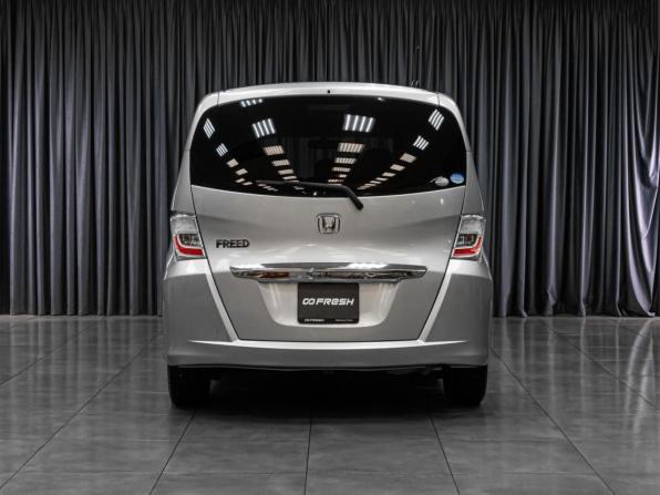 Honda Freed I Рестайлинг с пробегом 2012 года, цена 1 029 000 рублей, 158388 км, компактвэн, Автокод Объявления
