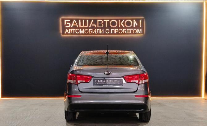 Kia Rio III Рестайлинг с пробегом 2017 года, цена 925 000 рублей, 179753 км, седан, Автокод Объявления