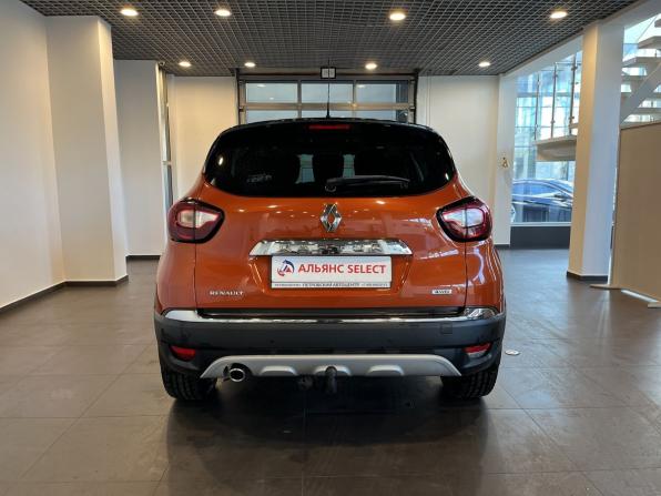 Renault Kaptur I с пробегом 2017 года, цена 1 590 000 рублей, 133987 км, внедорожник, Автокод Объявления