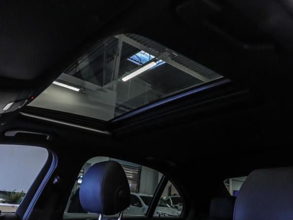 Mercedes-Benz E-Класс V (W213 S213 C238) Рестайлинг с пробегом 2021 года, цена 4 350 000 рублей, 52121 км, седан, Автокод Объявления