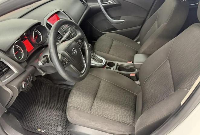 Opel Astra H Рестайлинг с пробегом 2013 года, цена 880 000 рублей, 125828 км, хэтчбек, Автокод Объявления