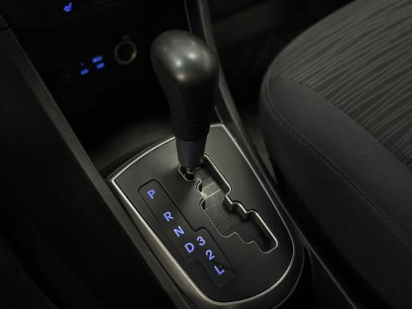 Hyundai Solaris I Рестайлинг с пробегом 2015 года, цена 999 000 рублей, 99987 км, седан, Автокод Объявления
