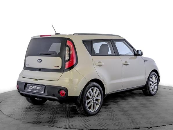 Kia Soul II Рестайлинг с пробегом 2017 года, цена 1 425 000 рублей, 214400 км, хэтчбек, Автокод Объявления