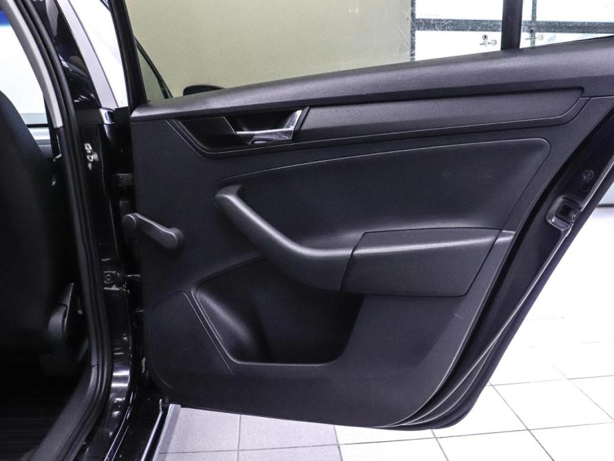 Skoda Rapid I Рестайлинг Красноярск  - изображение 15