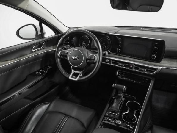 Kia K5 III с пробегом 2021 года, цена 2 550 000 рублей, 52866 км, седан, Автокод Объявления