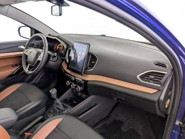 Lada (ВАЗ) Vesta I Рестайлинг (NG) с пробегом 2025 года, цена 1 650 000 рублей, 8599 км, универсал, Автокод Объявления