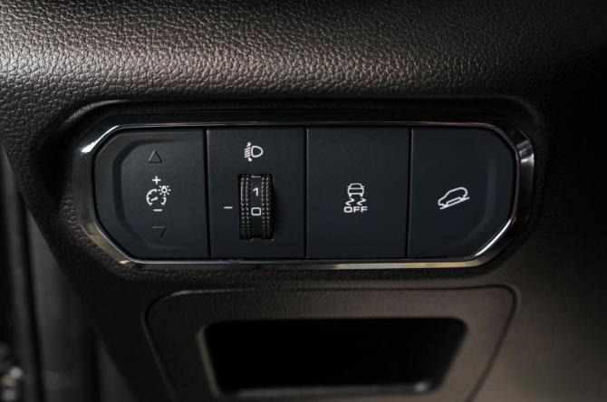 Haval Jolion I с пробегом 2021 года, цена 1 939 000 рублей, 106789 км, внедорожник, Автокод Объявления