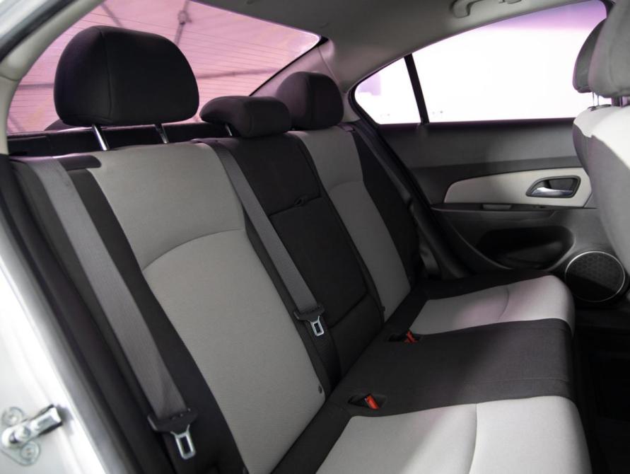 Chevrolet Cruze I Рестайлинг Санкт-Петербург  - изображение 13