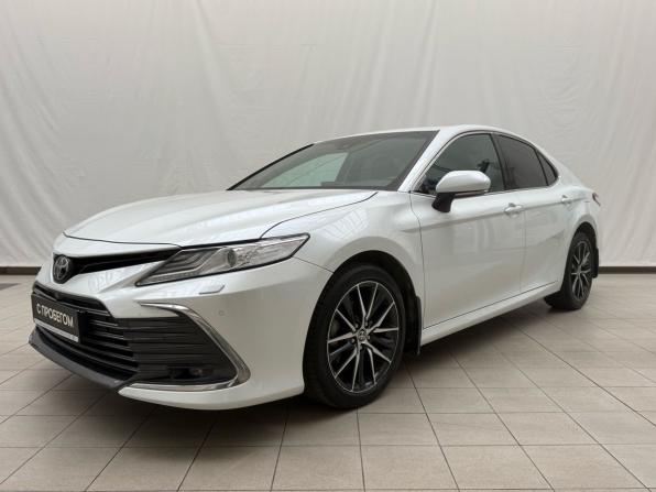 Toyota Camry VIII (XV70) Рестайлинг с пробегом 2021 года, цена 2 950 000 рублей, 93763 км, седан, Автокод Объявления