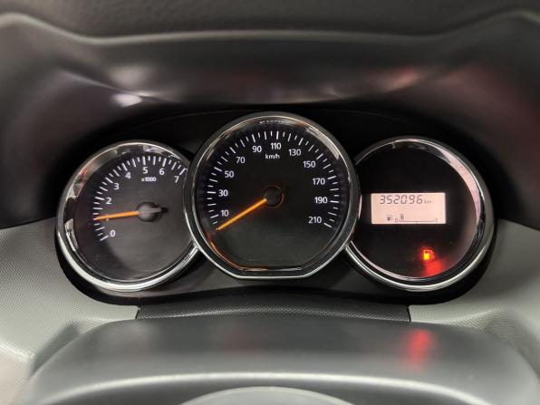 Renault Duster I Рестайлинг с пробегом 2015 года, цена 633 000 рублей, 352096 км, внедорожник, Автокод Объявления