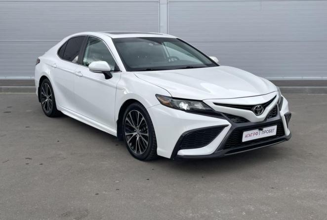 Toyota Camry VIII (XV70) Рестайлинг с пробегом 2021 года, цена 3 115 000 рублей, 21753 км, седан, Автокод Объявления