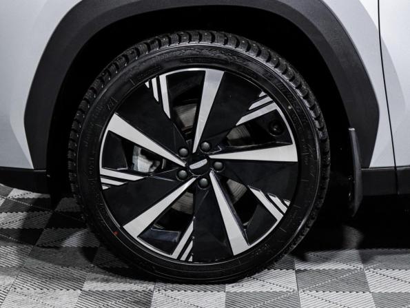 Geely Atlas II с пробегом 2024 года, цена 3 299 000 рублей, 6000 км, внедорожник, Автокод Объявления