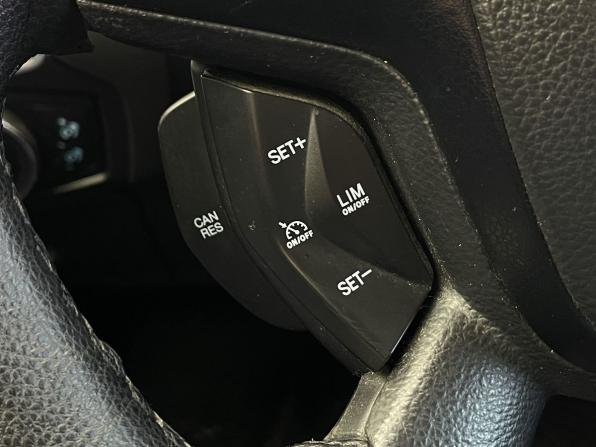 Ford Focus III с пробегом 2013 года, цена 697 000 рублей, 238654 км, хэтчбек, Автокод Объявления
