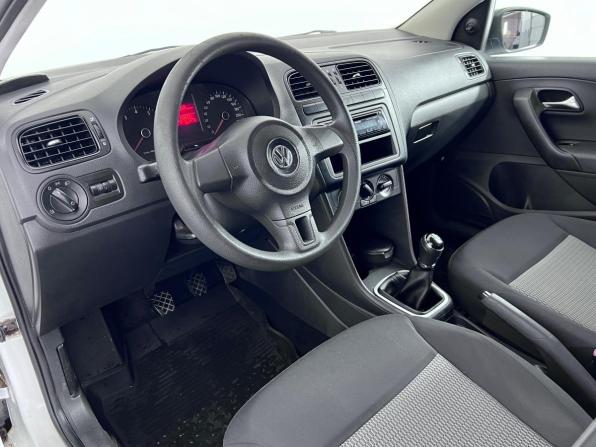 Volkswagen Polo V с пробегом 2013 года, цена 670 000 рублей, 143245 км, седан, Автокод Объявления