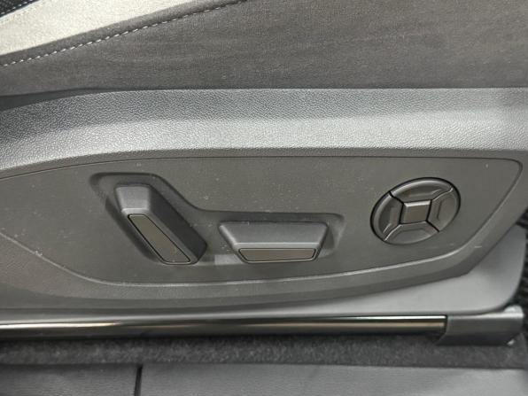 Audi Q3 II (F3) с пробегом 2026 года, цена 3 760 000 рублей, 44 км, внедорожник, Автокод Объявления