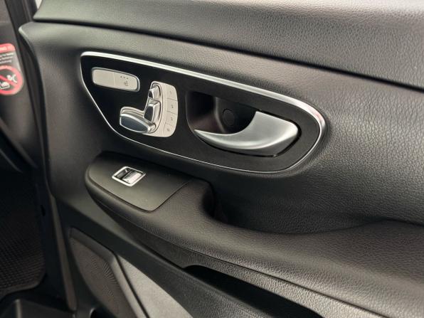 Mercedes-Benz V-Класс III (W447) с пробегом 2016 года, цена 4 200 000 рублей, 275205 км, минивэн, Автокод Объявления