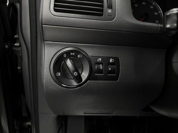 Volkswagen Touran I Рестайлинг с пробегом 2008 года, цена 875 000 рублей, 179712 км, компактвэн, Автокод Объявления