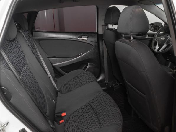 Hyundai Solaris I Рестайлинг с пробегом 2016 года, цена 880 000 рублей, 102479 км, хэтчбек, Автокод Объявления