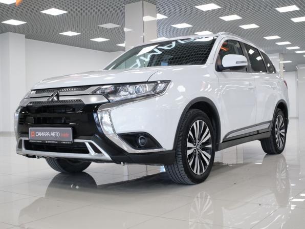 Mitsubishi Outlander III Рестайлинг 3 с пробегом 2020 года, цена 2 597 000 рублей, 78356 км, внедорожник, Автокод Объявления
