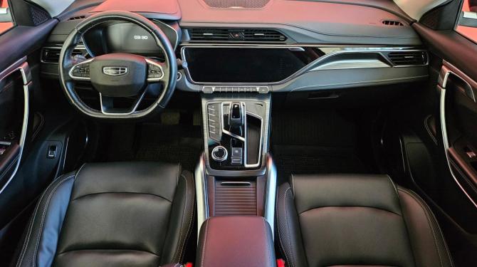Geely Atlas Pro с пробегом 2022 года, цена 1 945 000 рублей, 91900 км, внедорожник, Автокод Объявления