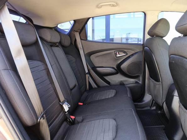 Hyundai ix35 I Рестайлинг с пробегом 2013 года, цена 1 349 000 рублей, 217083 км, внедорожник, Автокод Объявления