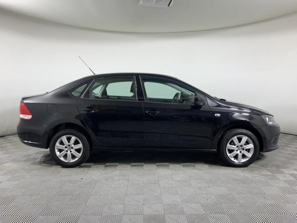 Volkswagen Polo V с пробегом 2012 года, цена 670 000 рублей, 220101 км, седан, Автокод Объявления