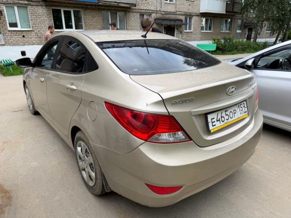 Hyundai Solaris I с пробегом 2014 года, цена 857 000 рублей, 197000 км, седан, Автокод Объявления