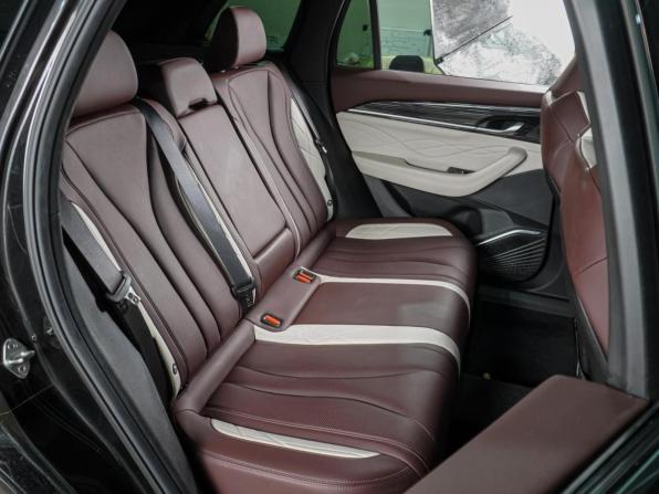 Geely Monjaro I с пробегом 2023 года, цена 3 199 000 рублей, 40207 км, внедорожник, Автокод Объявления