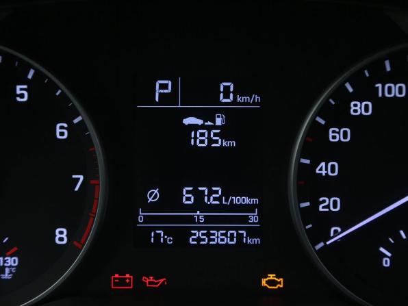 Hyundai Elantra VI (AD) с пробегом 2016 года, цена 946 000 рублей, 253600 км, седан, Автокод Объявления